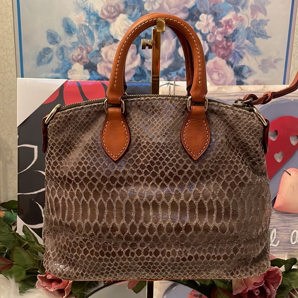 💜Dooney & Burke Vintage Handbag - Picture 5 of 17